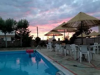 Hotel Elpida 3*